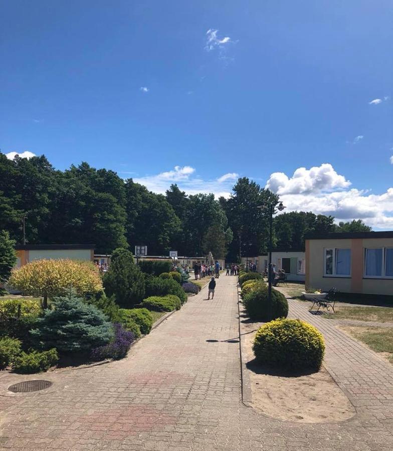 Ow Jaroszowiec Łazy Esterno foto