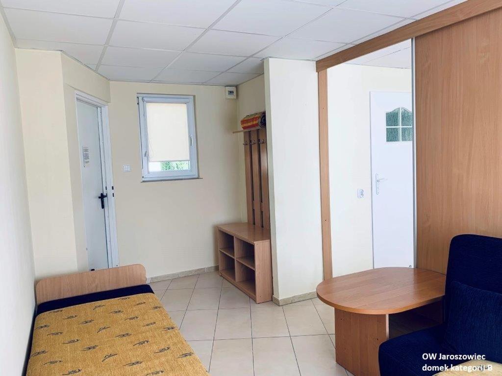 Ow Jaroszowiec Łazy Esterno foto